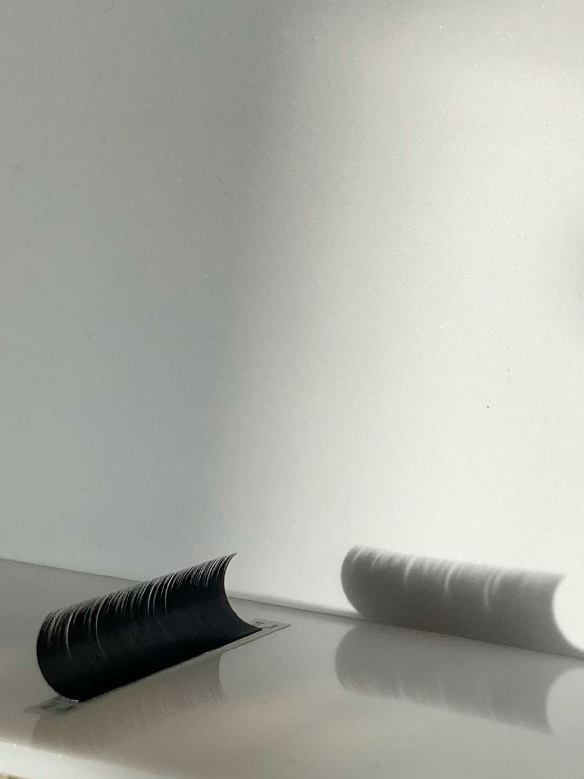 Lash extension tray